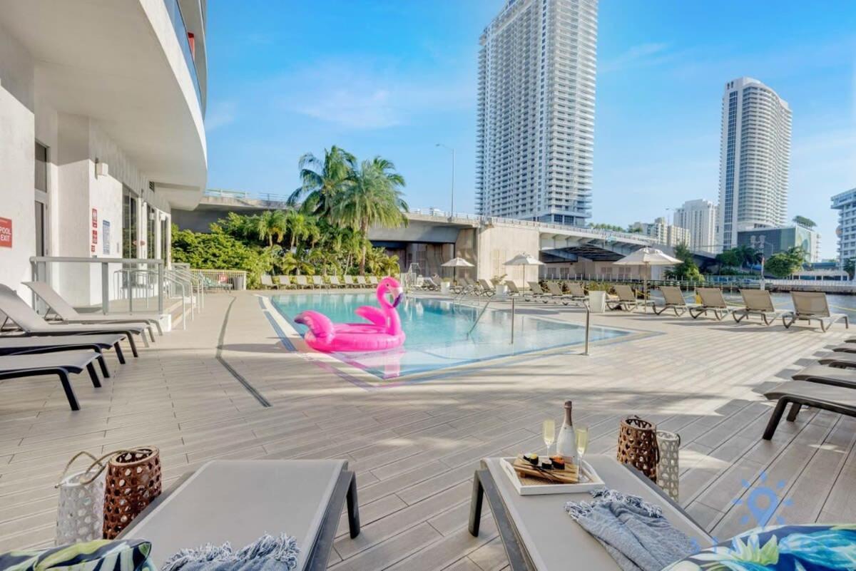 Balcony - Pool - Near Beach - Gym شاطئ هالانديل المظهر الخارجي الصورة